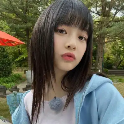 唐依童