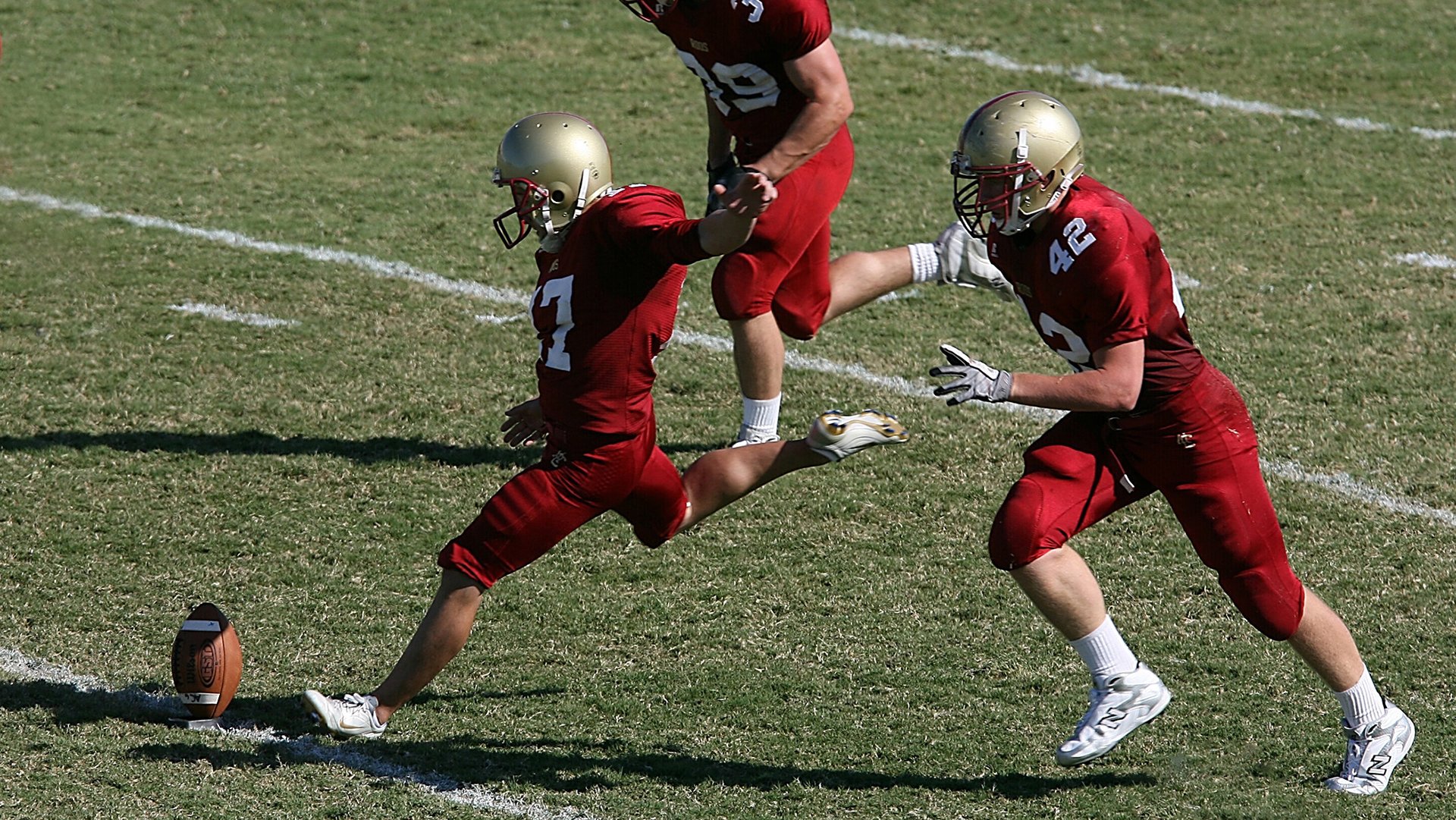 体育焦点人物成长故事,体育人物深度报道案例分析