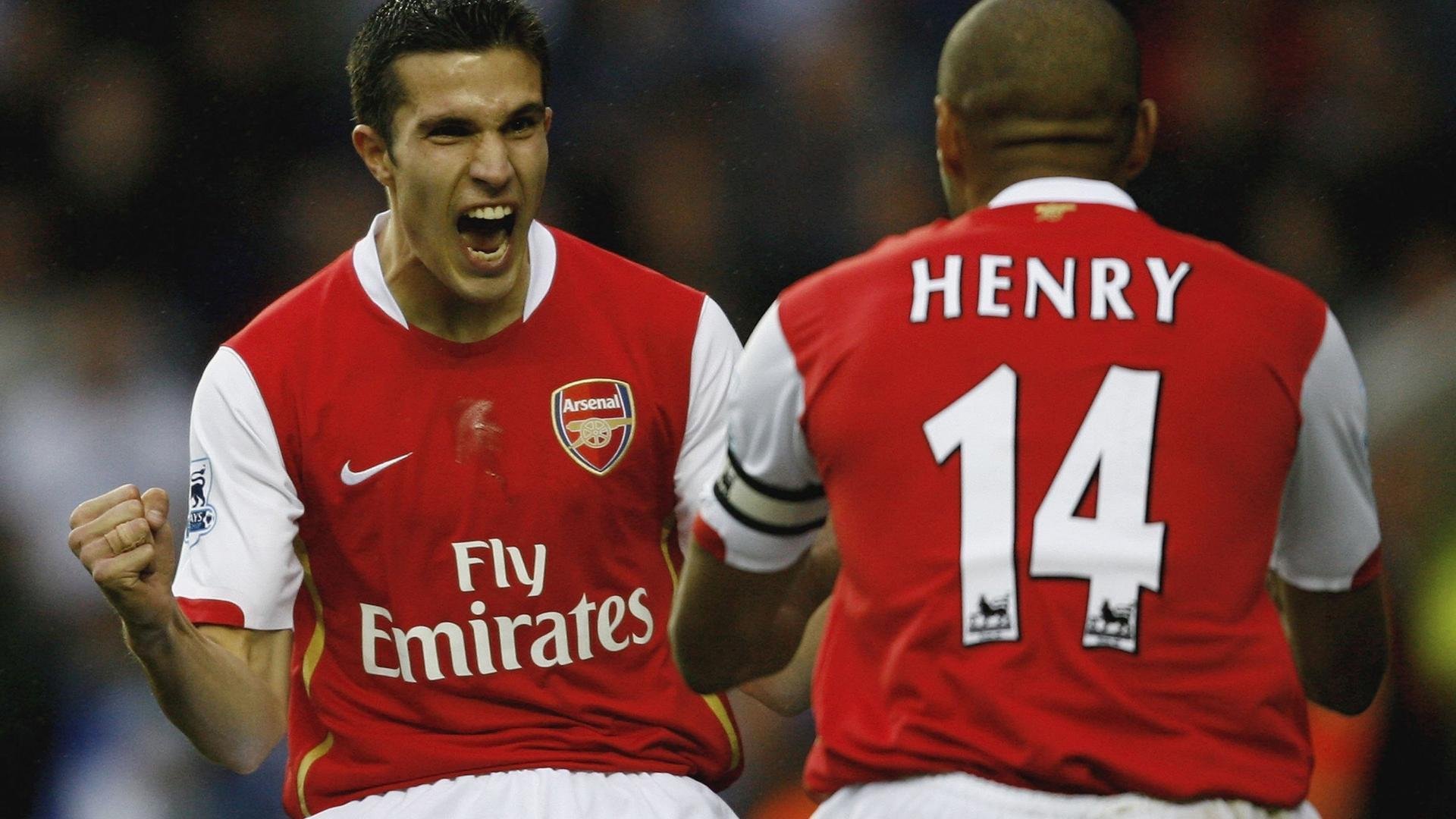 国家队在赛后与球迷进行见面交流提升互动,国家队进球算友谊赛吗